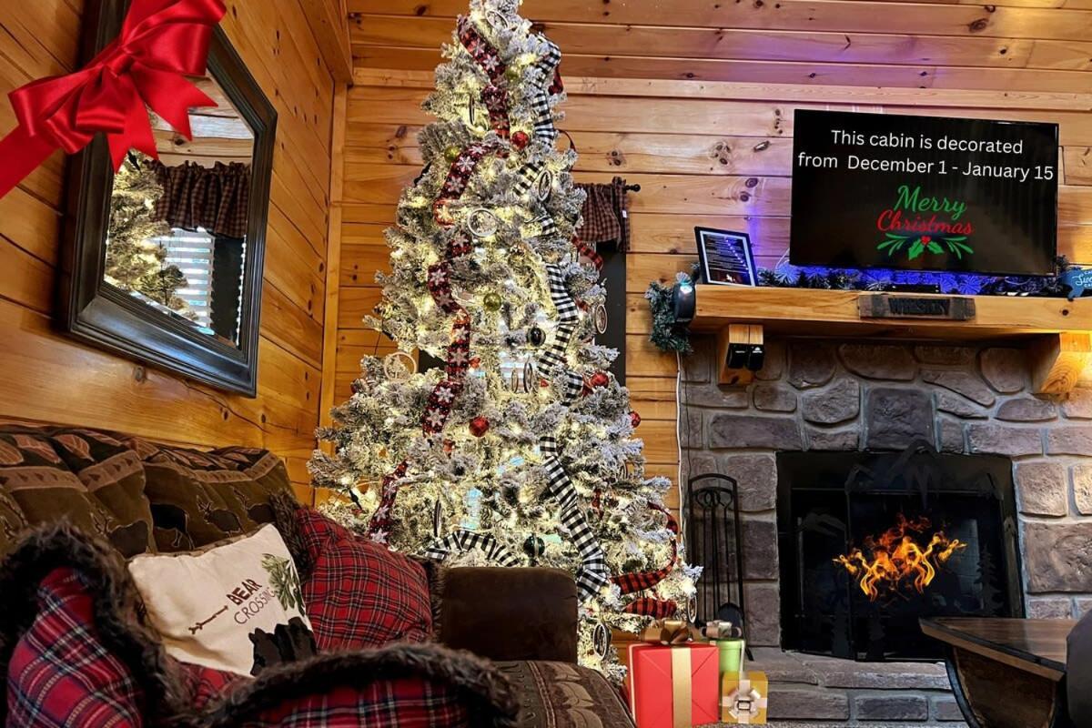 Ryes And Shine Bootlegger'S Cabin! Hot Tub* Pool* Arcade* Billiards *Ev * Pet Friendly Sevierville Extérieur photo