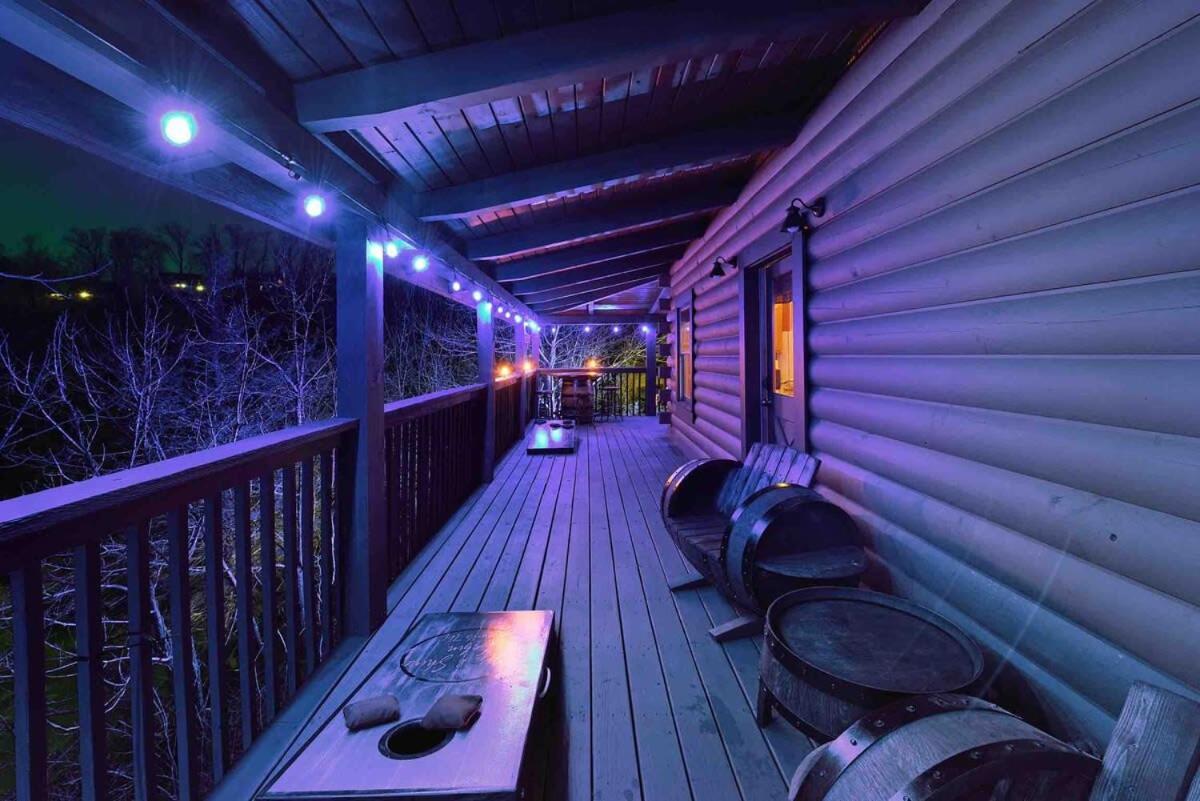 Ryes And Shine Bootlegger'S Cabin! Hot Tub* Pool* Arcade* Billiards *Ev * Pet Friendly Sevierville Extérieur photo
