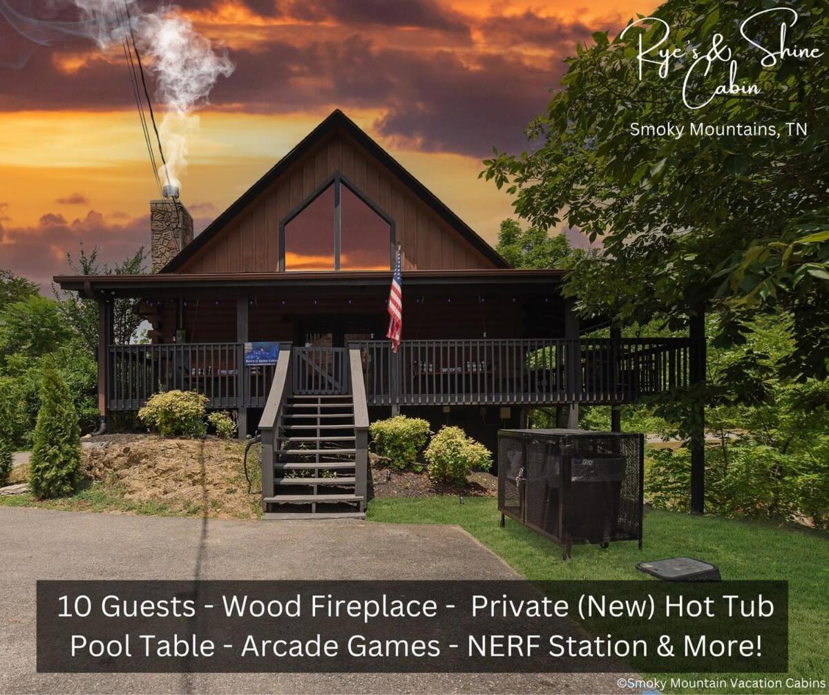 Ryes And Shine Bootlegger'S Cabin! Hot Tub* Pool* Arcade* Billiards *Ev * Pet Friendly Sevierville Extérieur photo